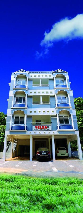 Yelza Hotel And Residence Alwaye Екстер'єр фото